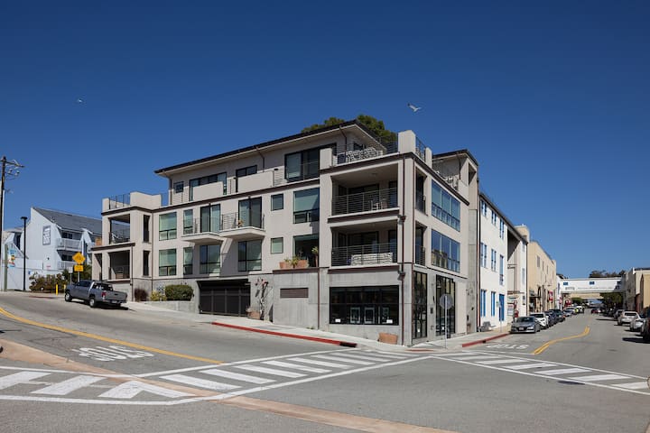 Stella Maris - Monterey