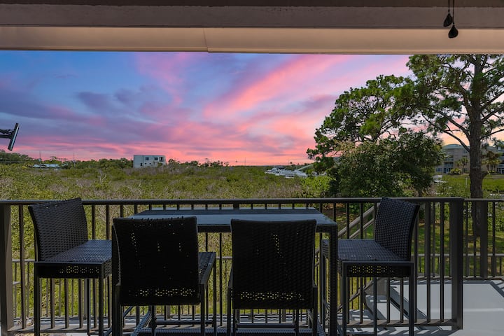 Intracoastal Retreat| Kid Friendly| Marker 33 #1c3 - New Smyrna Beach, FL