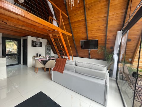 Popular Airbnb listing: Gaúcho Paradise Cabin in São Leopoldo