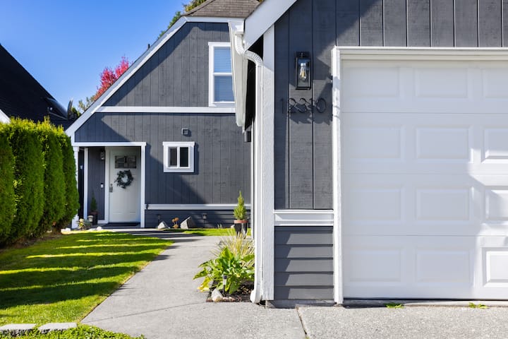 Cozy Pnw Home + Detached Office And Storage Space - 에버렛