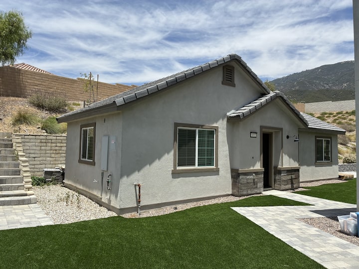 A Cozy Newly Built Casita/adu - 샌버너디노
