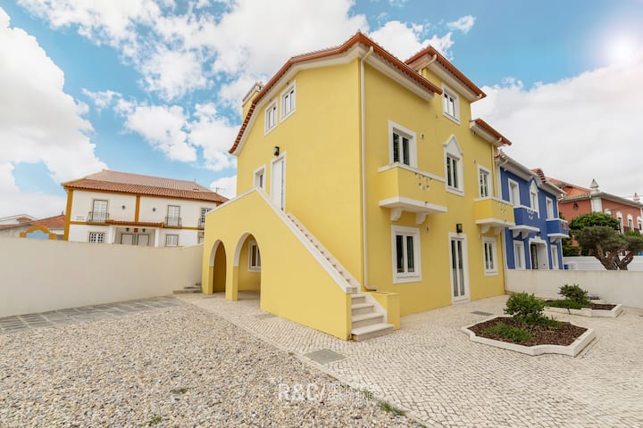 Bloom Apartment: In The Centre Of Foz Do Arelho - Foz do Arelho