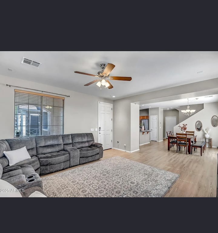 Stylish Home Near Spring Training - Sun City