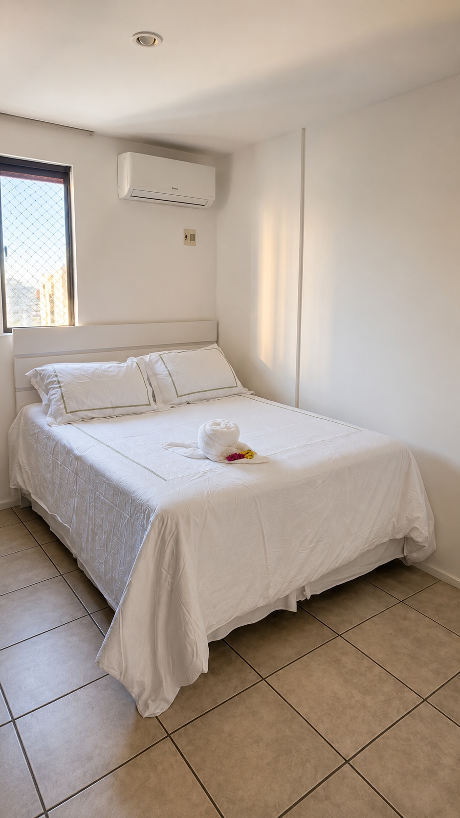 Foto do anúncio de Flat Completo na Beira-Mar de Fortaleza em Meireles, Fortaleza