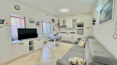 Top Airbnb: Studio apartment a stone's throw from the beach a Savona
