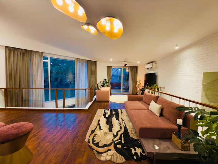 Living room image 3