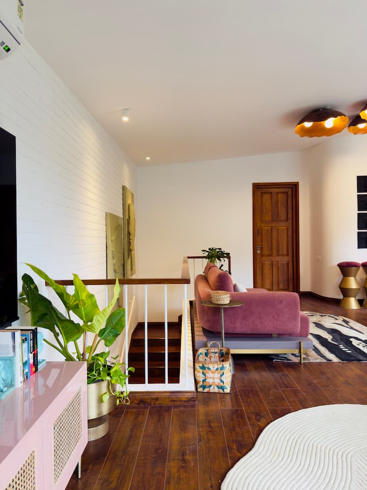 Living room image 9