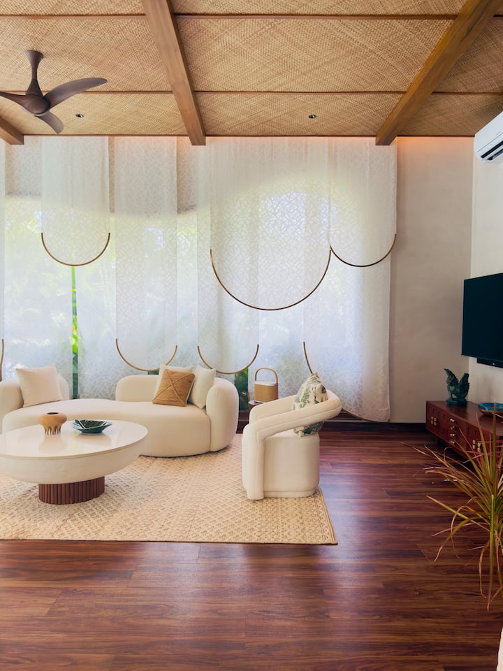 Living room image 3