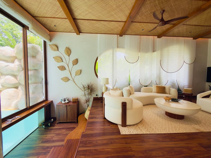Living room image 6
