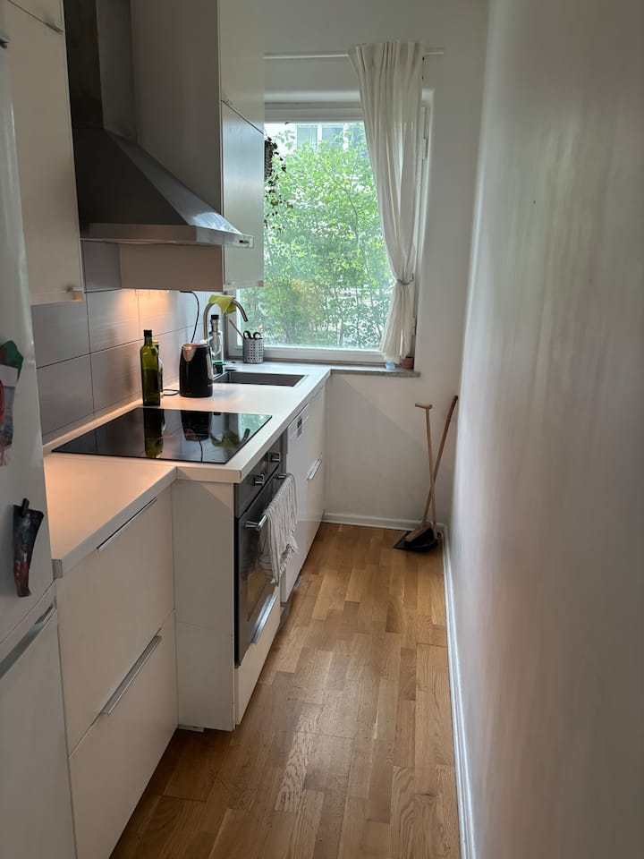 Traneberg -4 Sängar Upp Till 5 Personer. - Stockholm