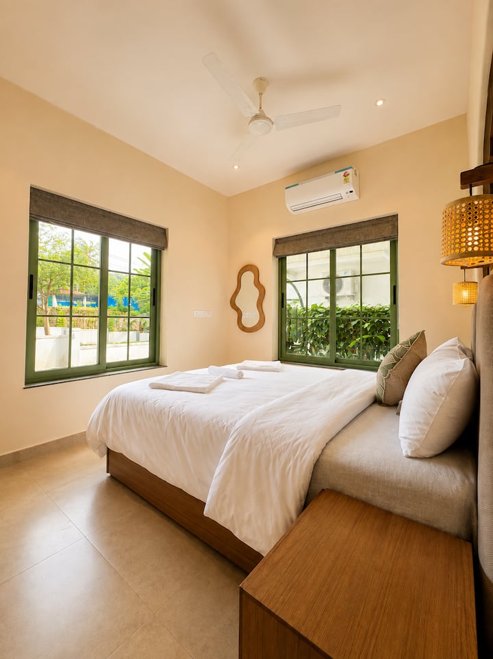 Bedroom 1 image 1
