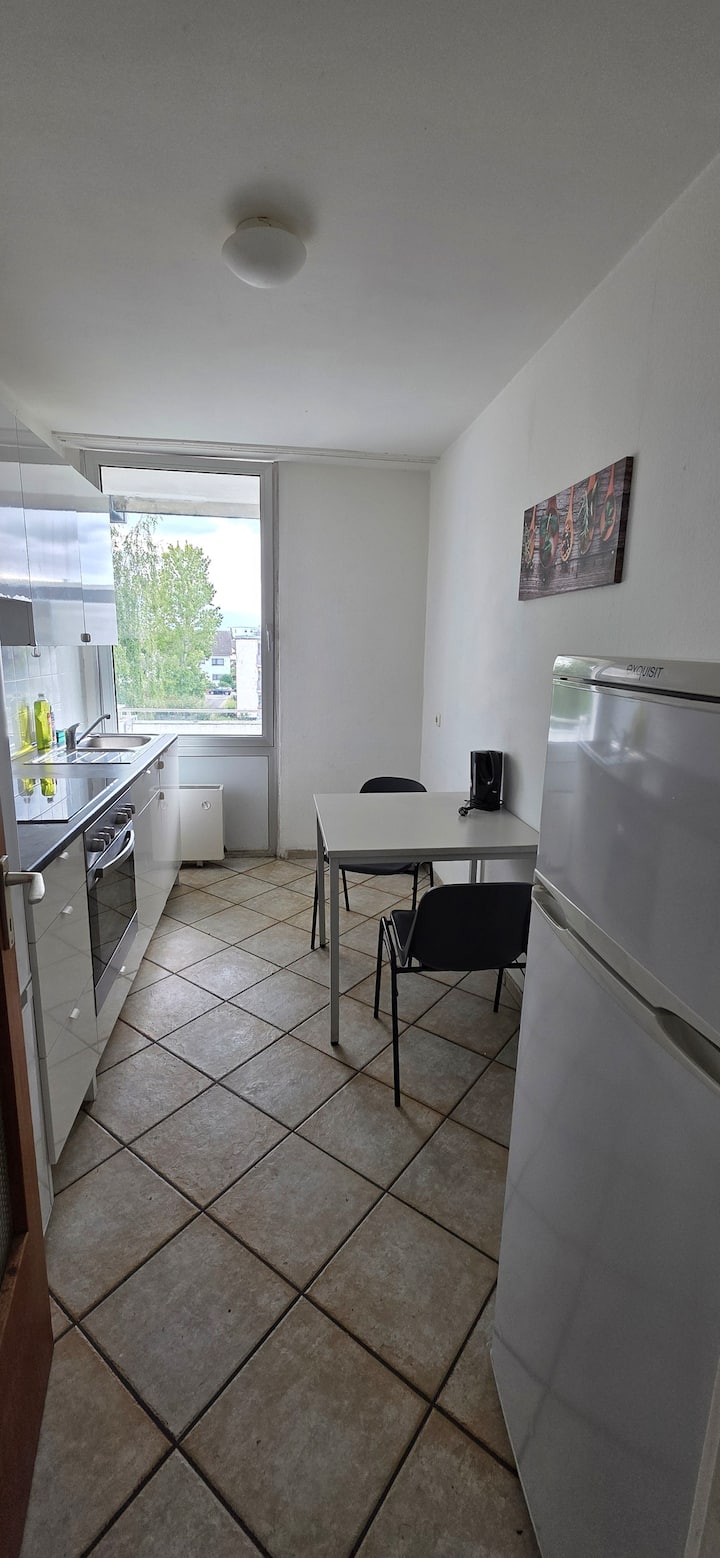 Fs83 0303. Bis 7 Personen, Zentrale 3-zi.wohnung. - Rodgau