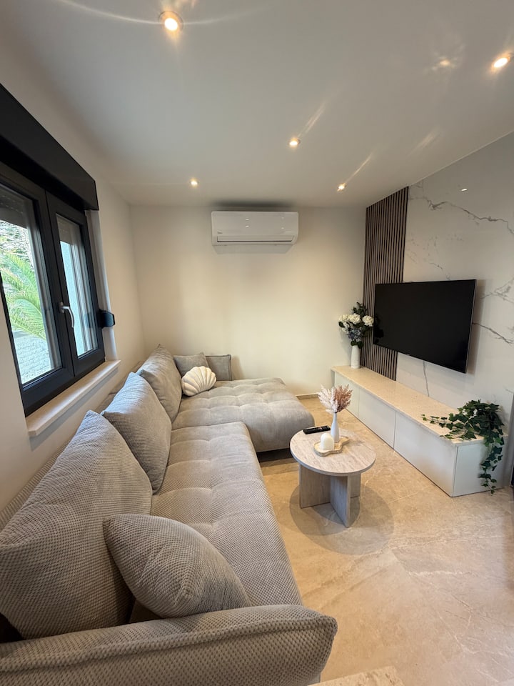 Villa Queen Beach L - Nin