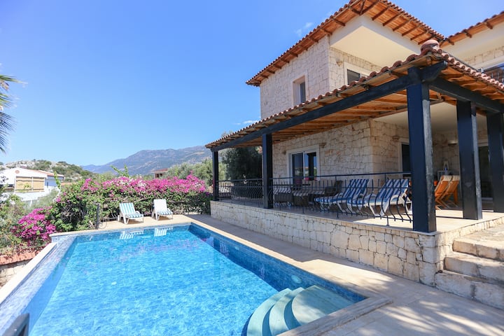 Panoramik Deniz Manzaralı Villa Tavla - Kaş