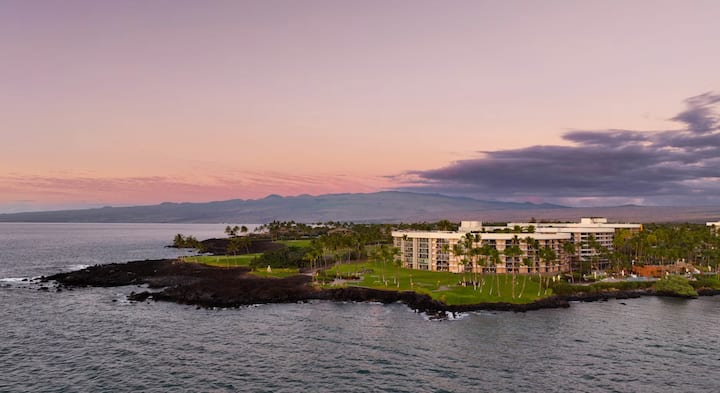 Ocean Tower, Hilton Vacations Club Studio Sleeps 2 - Puako, HI