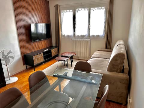 Popular Airbnb listing: 6-bed apartment near Paris and Disney in Champigny Sur Marne