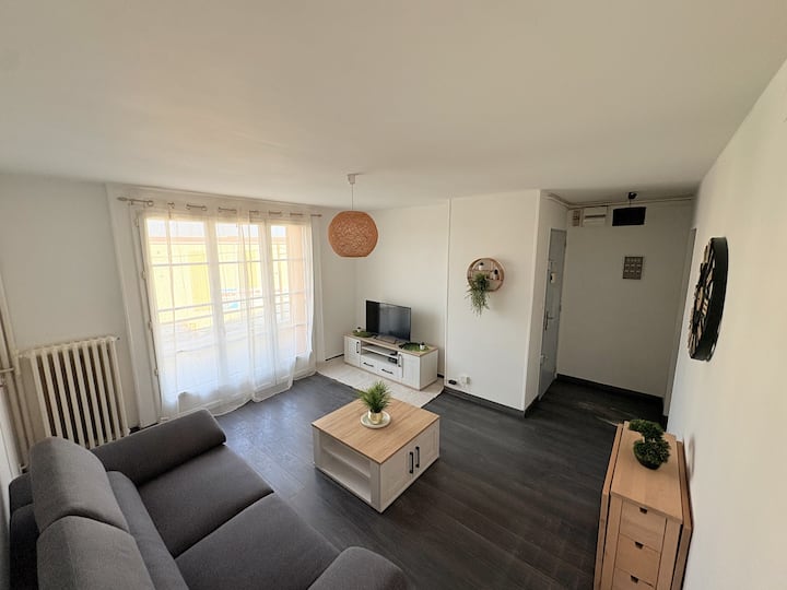 Appartement T3  Balcon  Parking Gratuit - Montlhéry