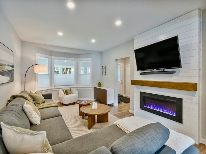 3br Little Italy Gem | Walkable, Modern & Cozy - Winnipeg