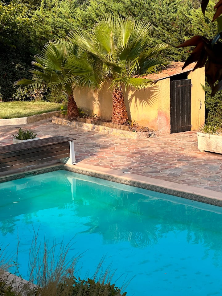 Proche Saint Tropez Villa Avec Piscine, Jardin, - Cogolin