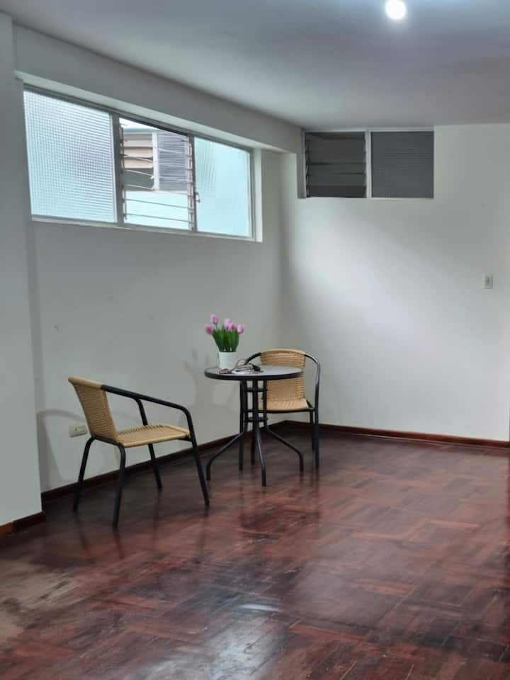Habitación Acogedora, Con Todos Sus Servicios - Trujillo