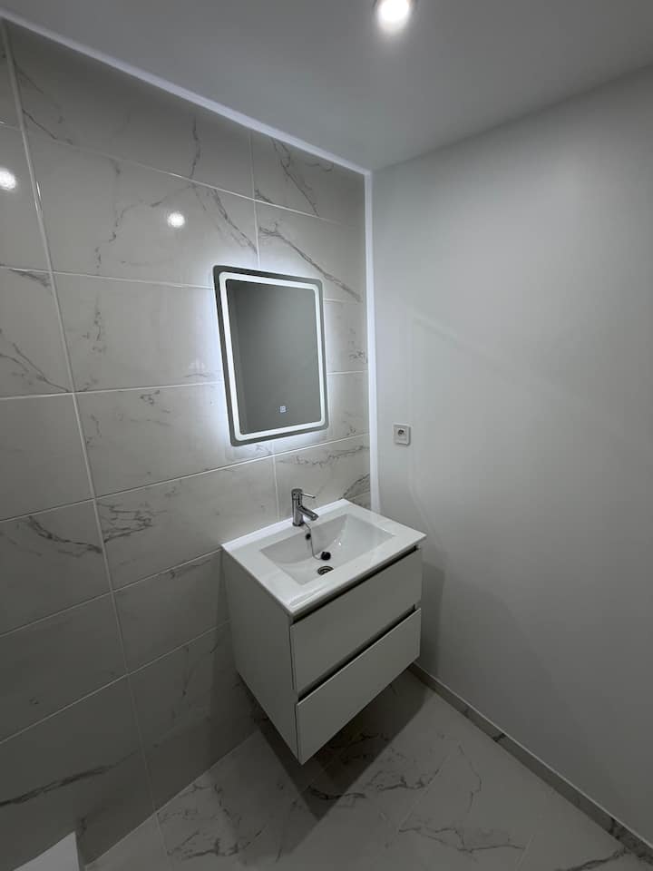 Studio à Proximité De Paris Et Laéroport Dorly - Créteil
