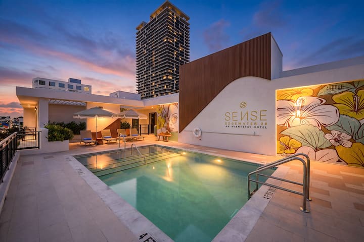 Sleeps 18 | 3 Suites In New Luxury Hotel | Sense28 - Miami