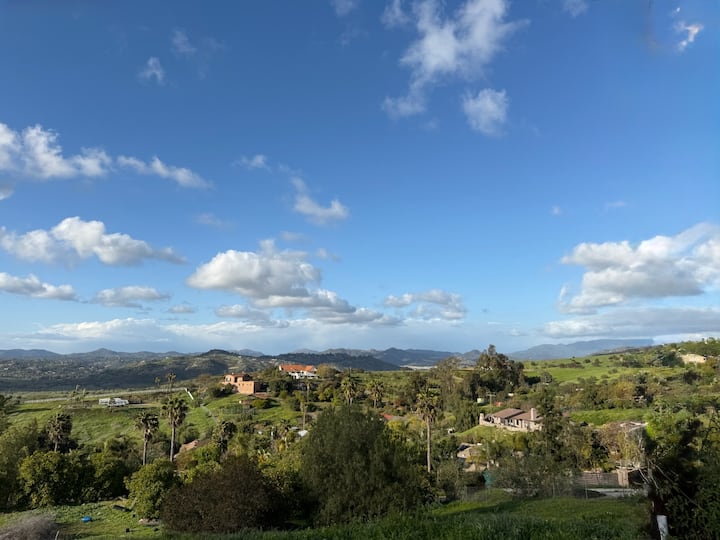 Hilltop Home  Near Beaches & Wineries - Bonsall, CA