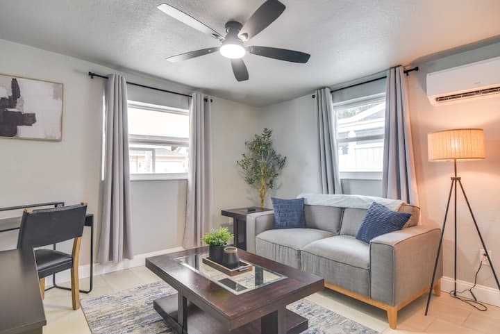 Work & Relax In Safety Harbor! Modern Coastal Apt - Safety Harbor