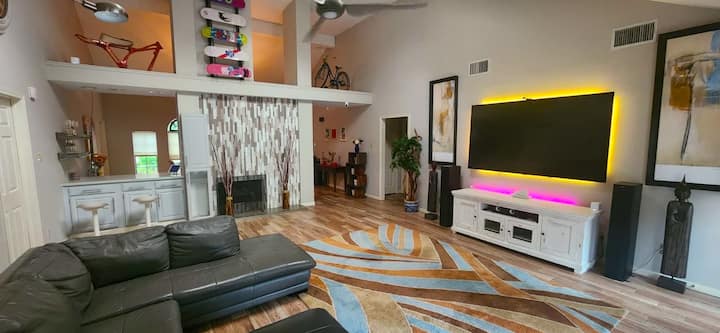 Furnished 3br/2ba Home In Pearland | Mid-term - Pearland, TX