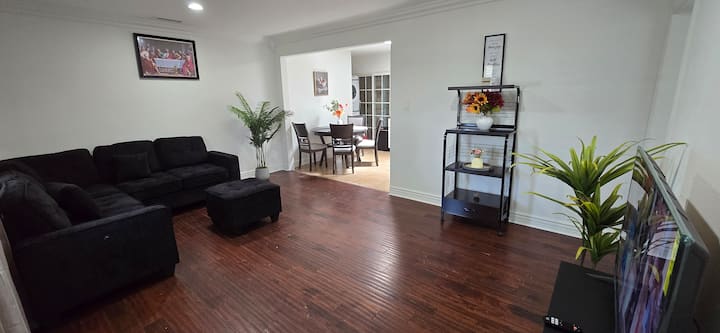 Two Bedrooms. Cozy House. Ideal For Families. - Cerritos, CA