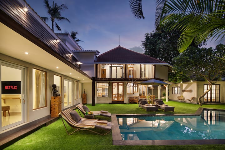 Prime Location | 7br Pool Villa | Near Beach - Australia
