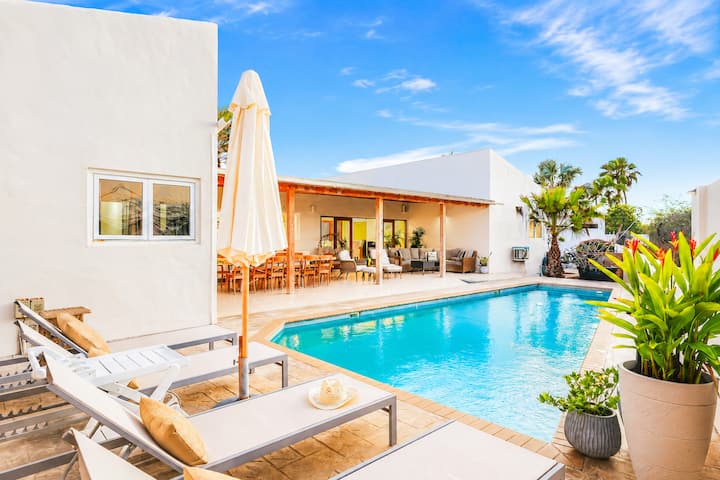 Bella Mia Villa 5br Luxury Oasis W/ Private Pool - Aruba