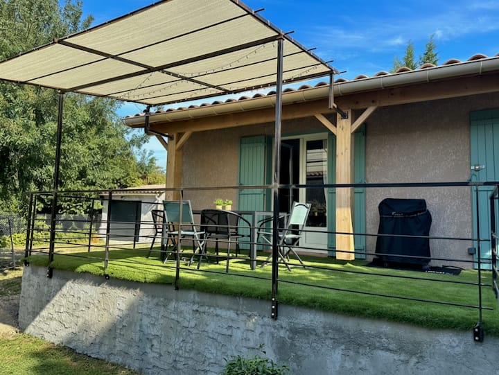 Mazet Climatisé Avec Terrasse En Provence - Courthézon