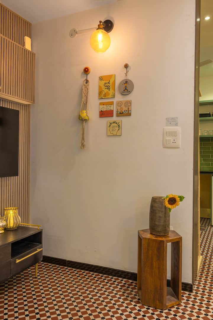 Living room image 7