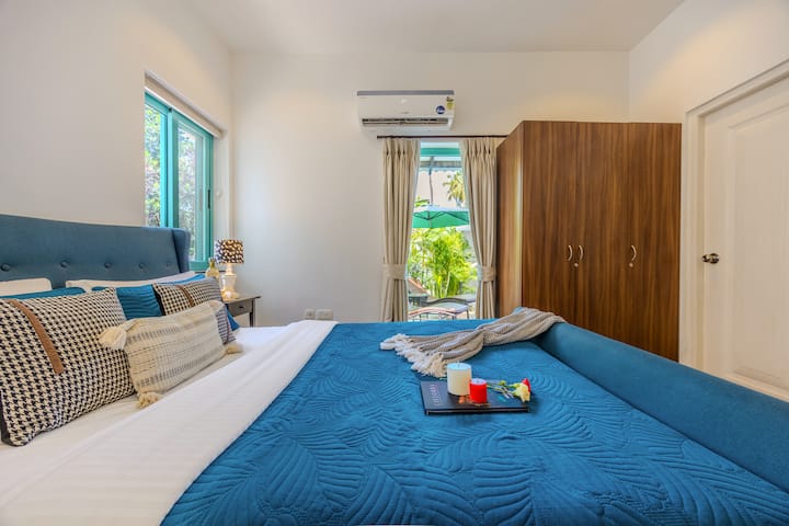 Bedroom 1 image 2