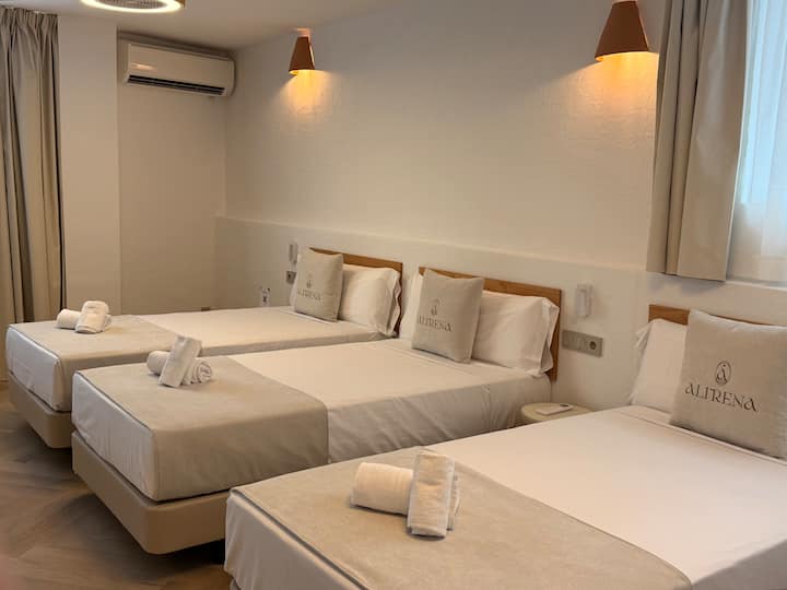 Triple Room - Alicante
