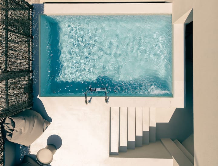 Suite Private Pool, Kitchenette And Stunning View - Sougia