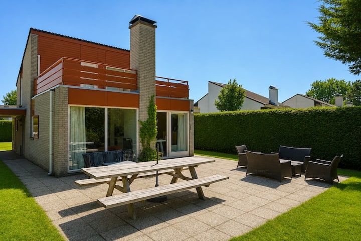 Sfeervolle Vakantiewoning Met Ruime Tuin - Ouddorp