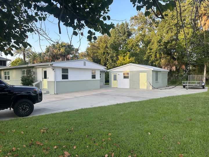 Costal Home And Suite. 4 Minutes To The Beach - Port Orange, FL