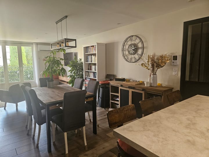 Appart 5 à 7pers 85m2 Avec Balcon Place Privative - Draguignan