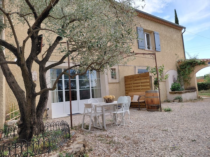 Gîte Entièrement Rénové Paisible Et Confortable. - Nyons