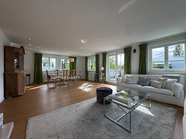 Luxurious 3-Bedroom Penthouse | Rooftop Terrace - Apartments for Rent ...
