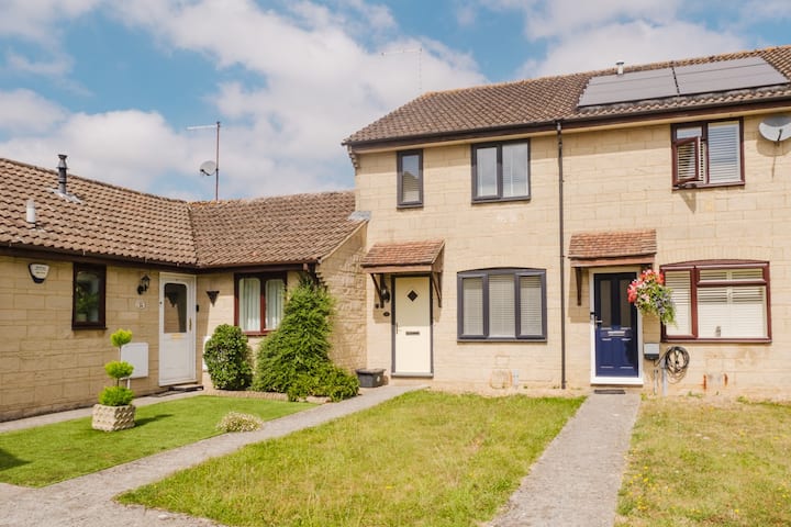 Charming 3-bedroom Holiday Retreat - Melksham
