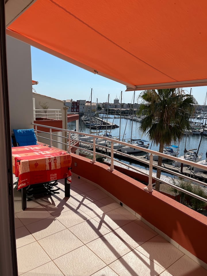 Appartement T2 Piscine Vue Sur Le Port, Cap D'agde - Agde