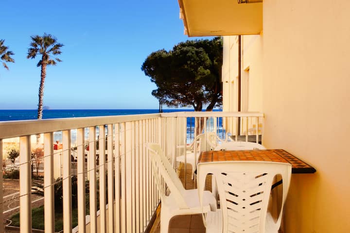 Appartamento Vista Mare E Accesso In Spiaggia - Laigueglia