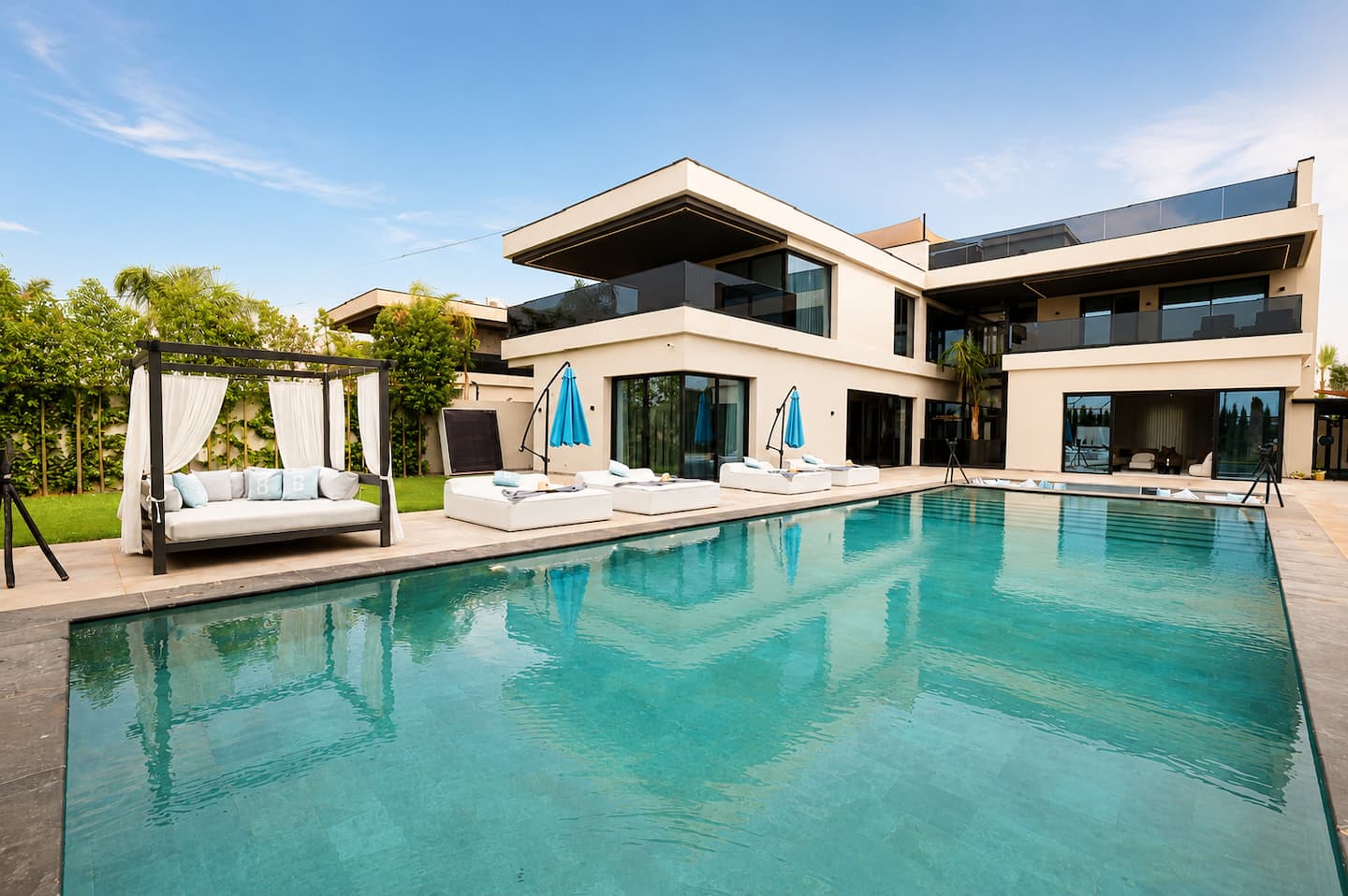 Villa Atlas — vue panoramique et piscine