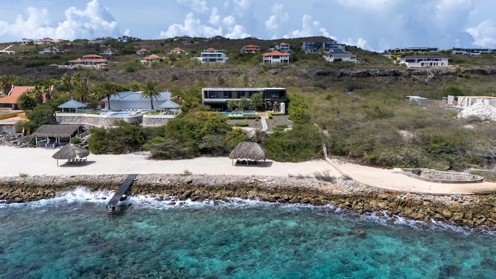 Villa Coral Breeze | Private Beach Paradise - Curaçao