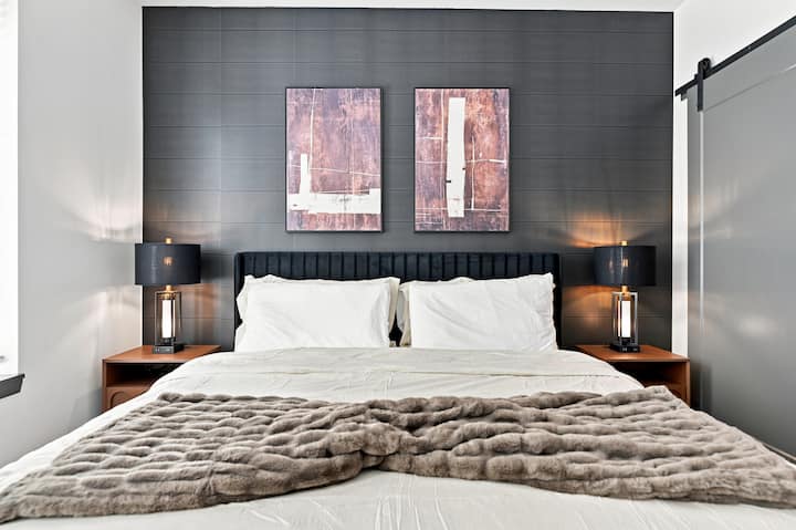 Smokey Row - 1 King Bed-1bth-pool-gym - Indianápolis, IN