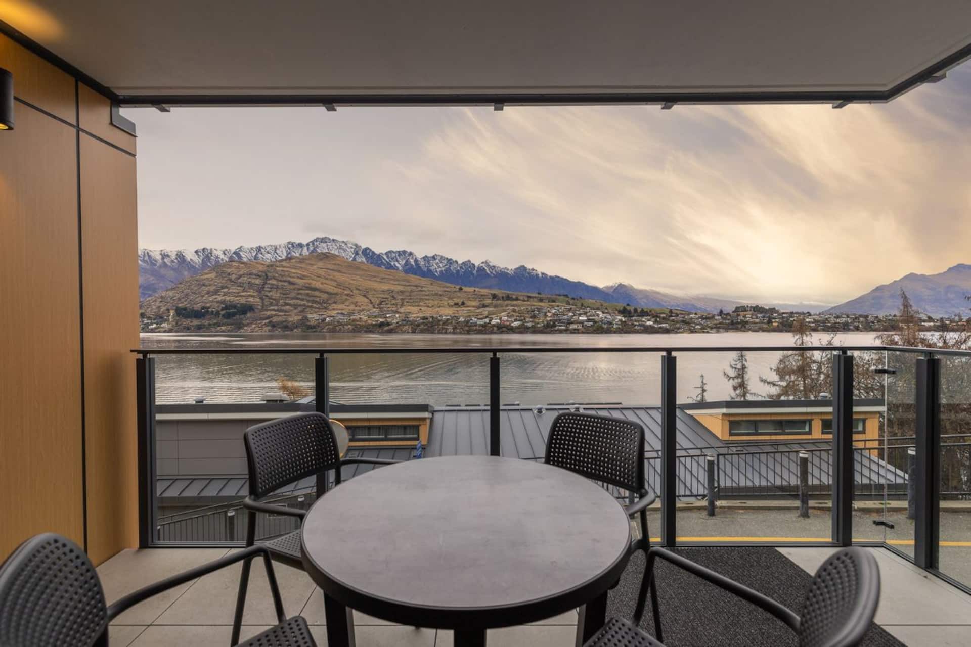 Shoreline Retreat, Oaks Shores — zdjęcie 4