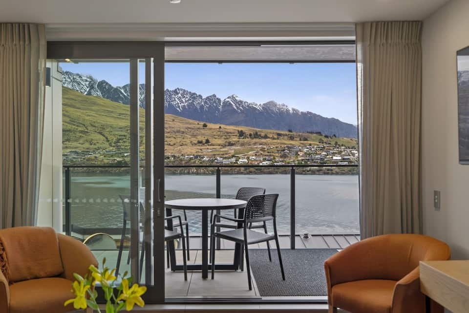 Shoreline Retreat, Oaks Shores — zdjęcie 1